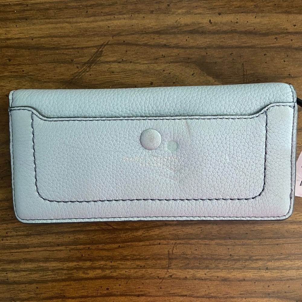 NWT MARC JACOBS LIGHT GREY GENUINE Leather Bifold Wallet Purse MSPR $165 Read